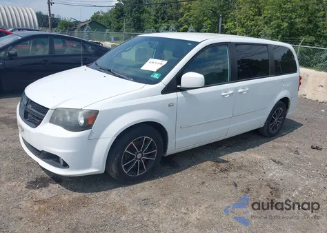 2014 Dodge Grand Caravan Sxt 30Th Anniversary z USA, uszkodzony, nr VIN 2C4RDGCG7ER417447